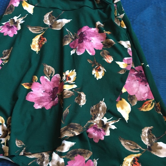 Floral Dress - Picture 4 of 4